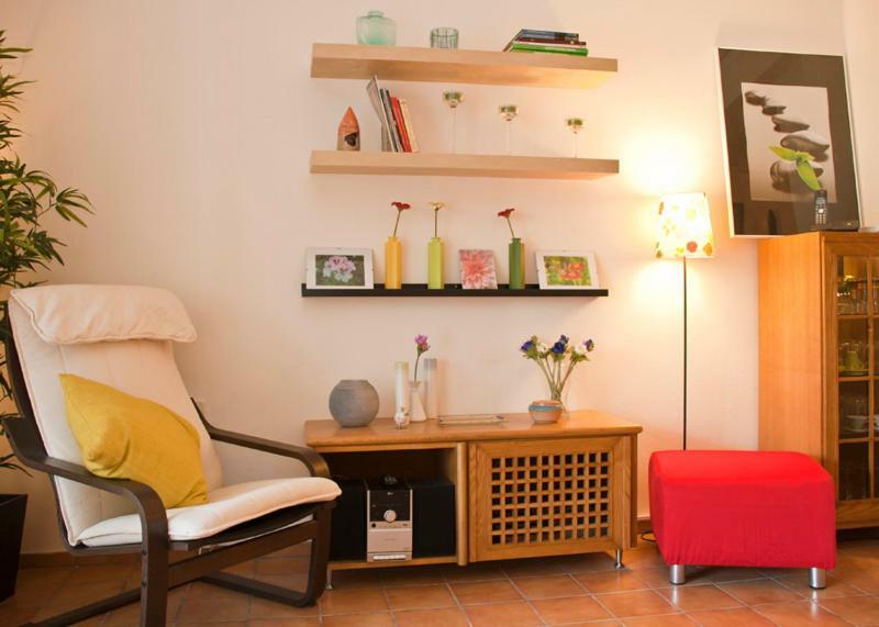 Comfortable Garden Apt Near Vouliagmeni Beach Athene Buitenkant foto